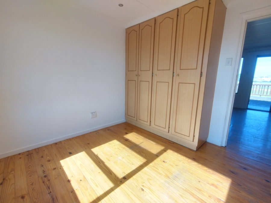 5 Bedroom Property for Sale in Kabeljauws Eastern Cape